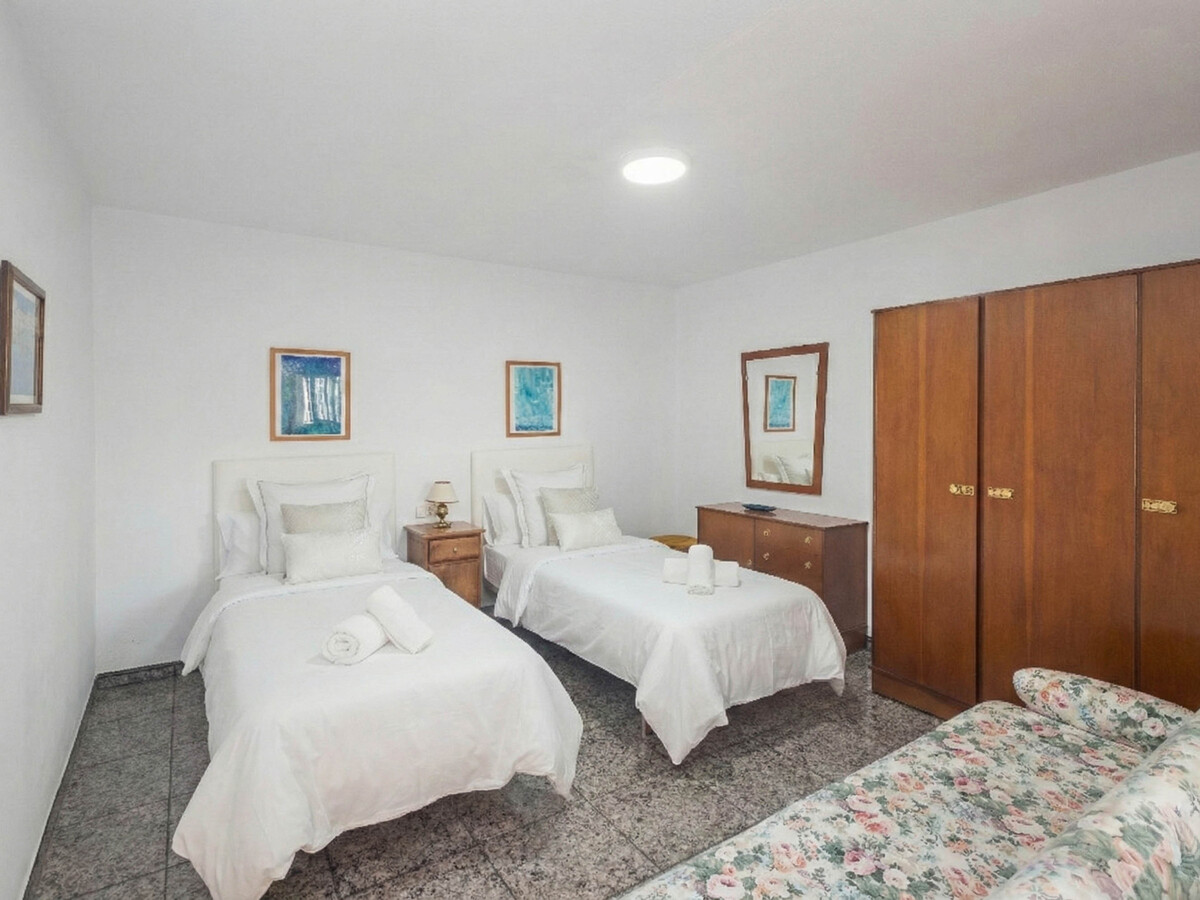 3 Suites Simón Millán – 125 m² au cœur de Moya - Photo 4