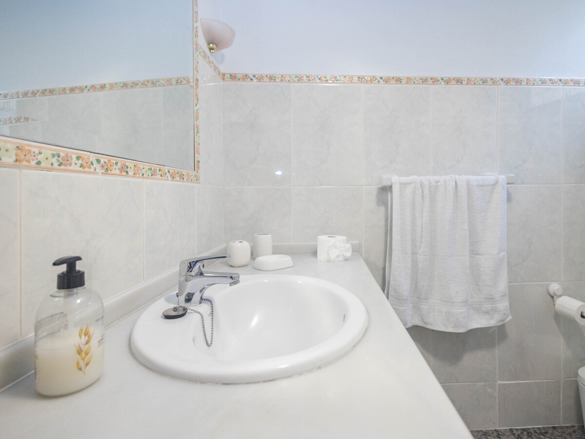 3 Suites Simón Millán – 125 m² au cœur de Moya - Photo 17
