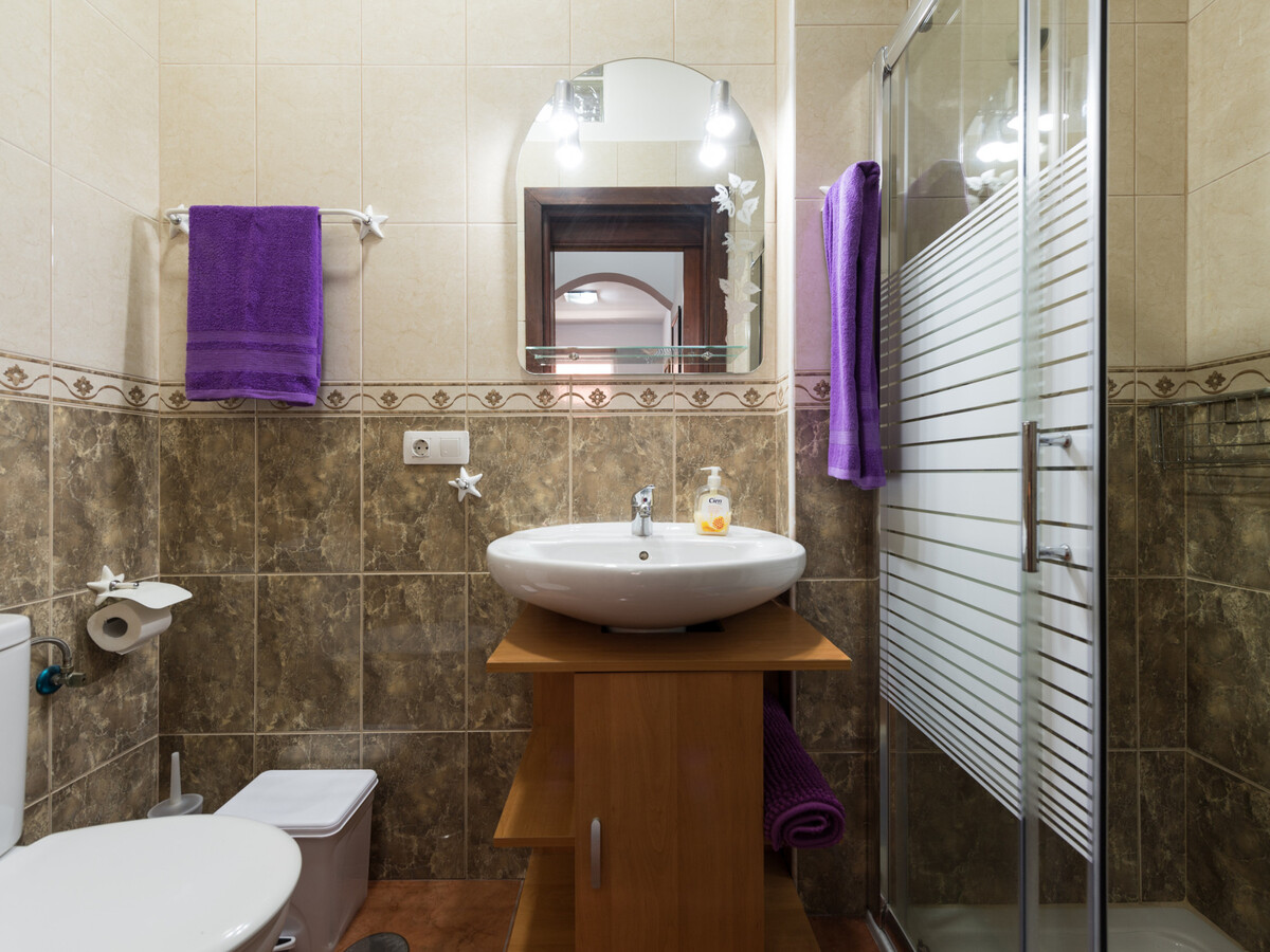 Maison avec solarium privé à Vecindario, 10 min aéroport - Photo 3