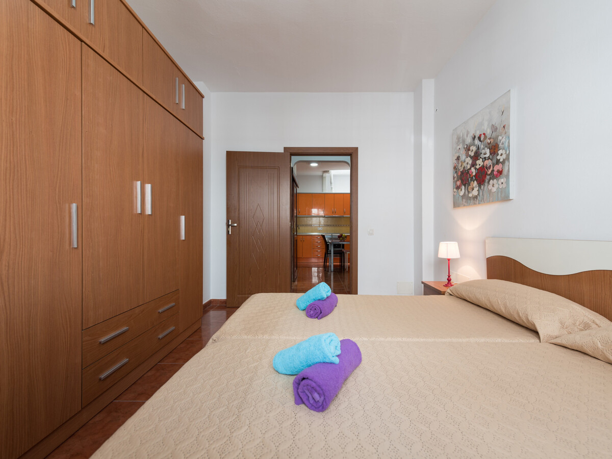 Maison avec solarium privé à Vecindario, 10 min aéroport - Photo 16