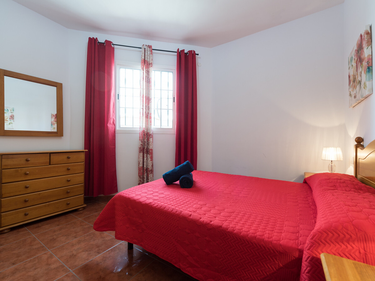 Maison avec solarium privé à Vecindario, 10 min aéroport - Photo 18