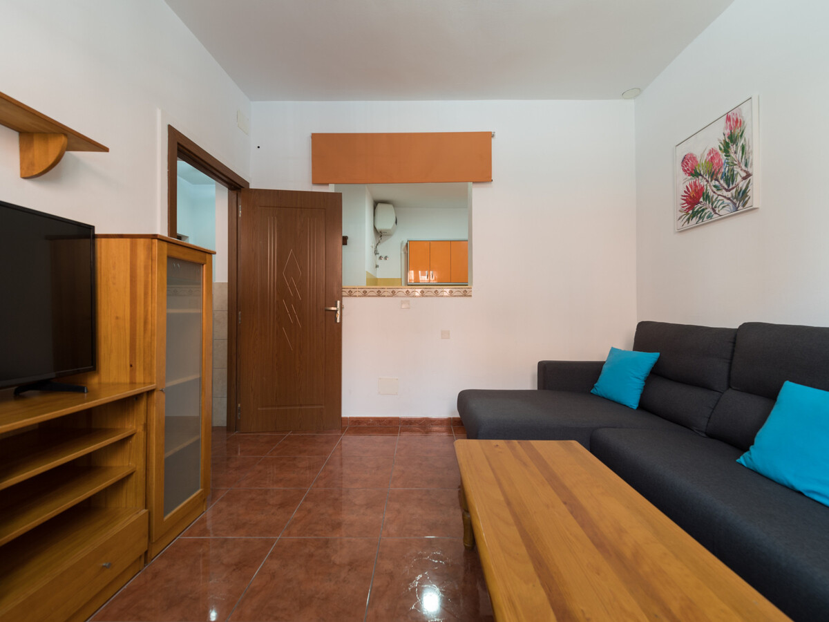 Maison avec solarium privé à Vecindario, 10 min aéroport - Photo 25