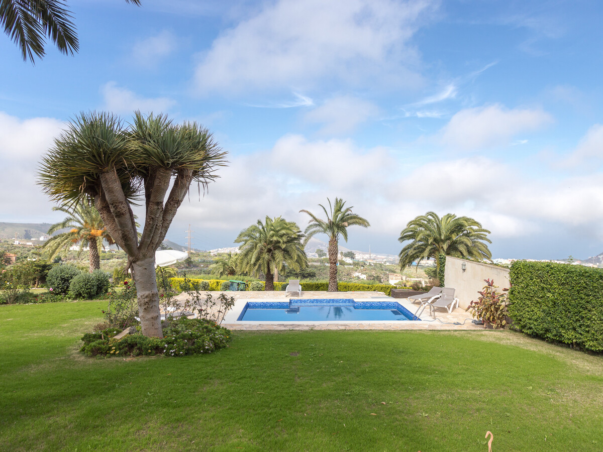 Gîte avec piscine privée à Santa María de Guía - Photo 2