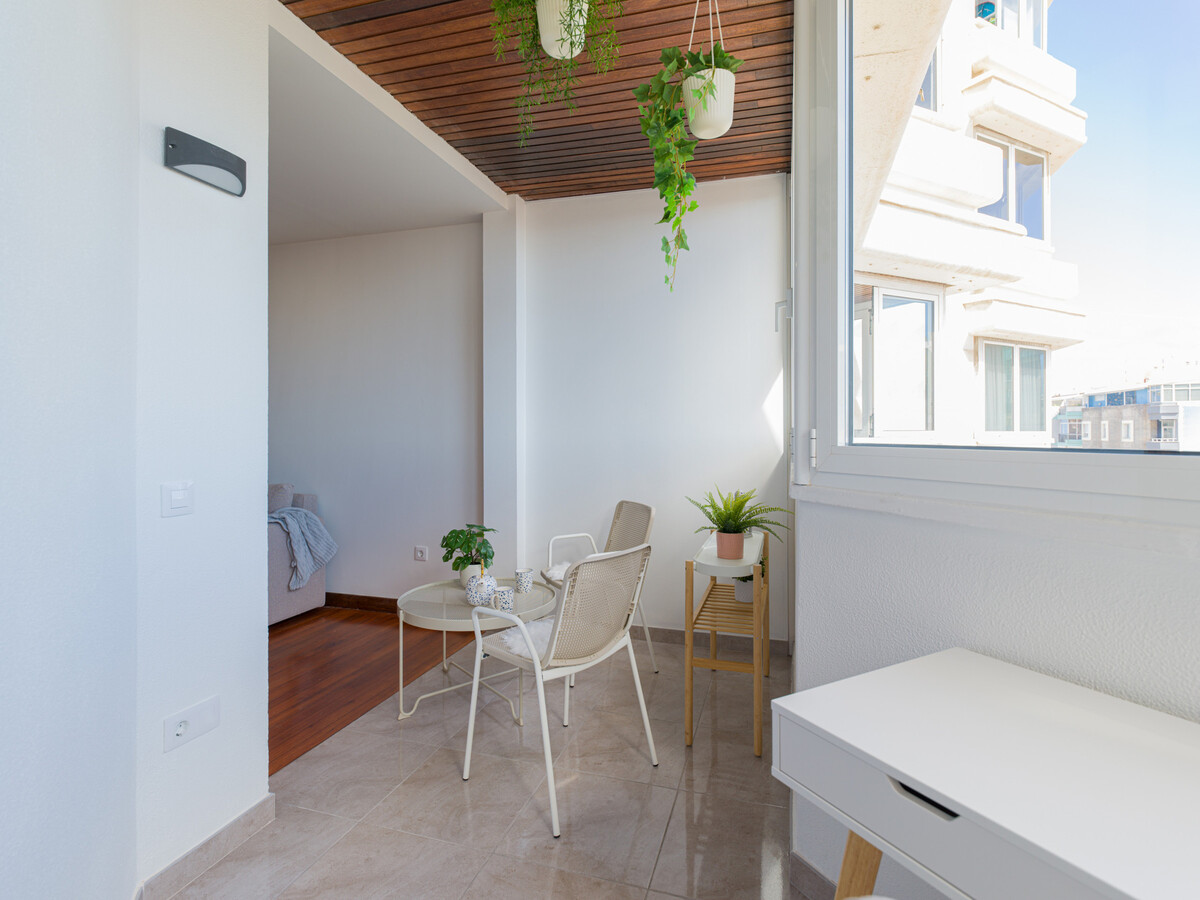 Appartement rénové avec terrasse vue ville - Las Palmas - Photo 9