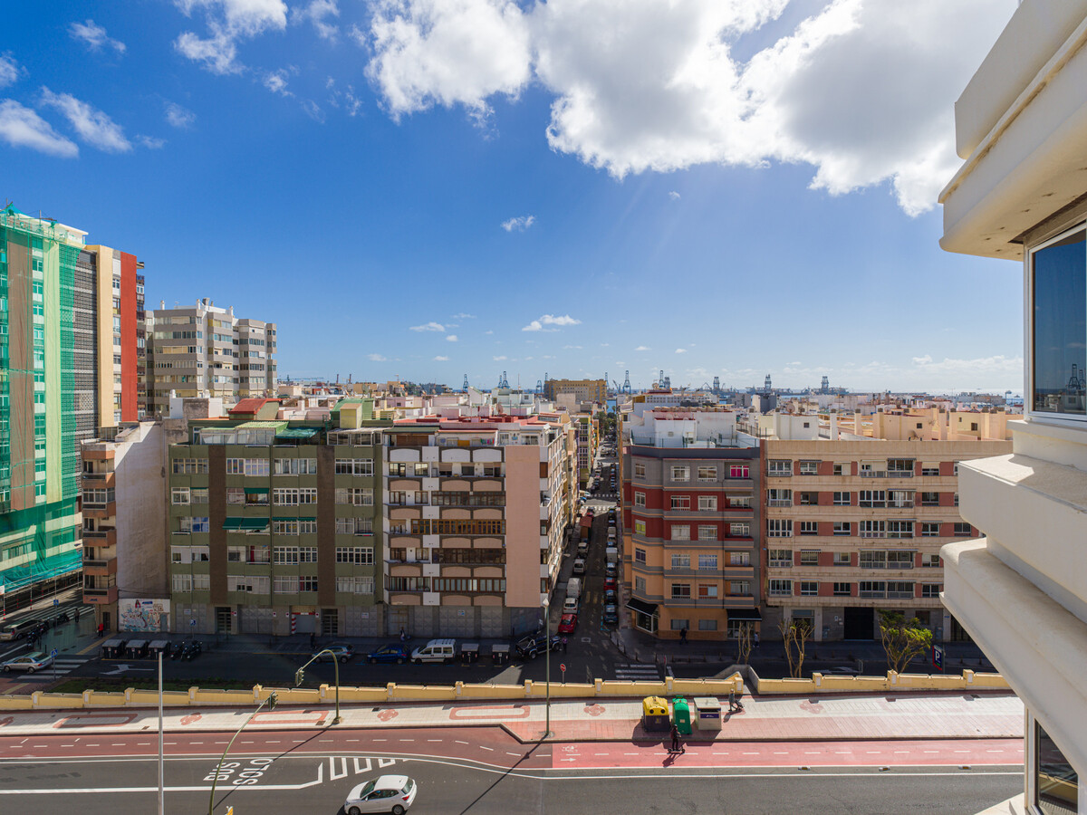 Appartement rénové avec terrasse vue ville - Las Palmas - Photo 35