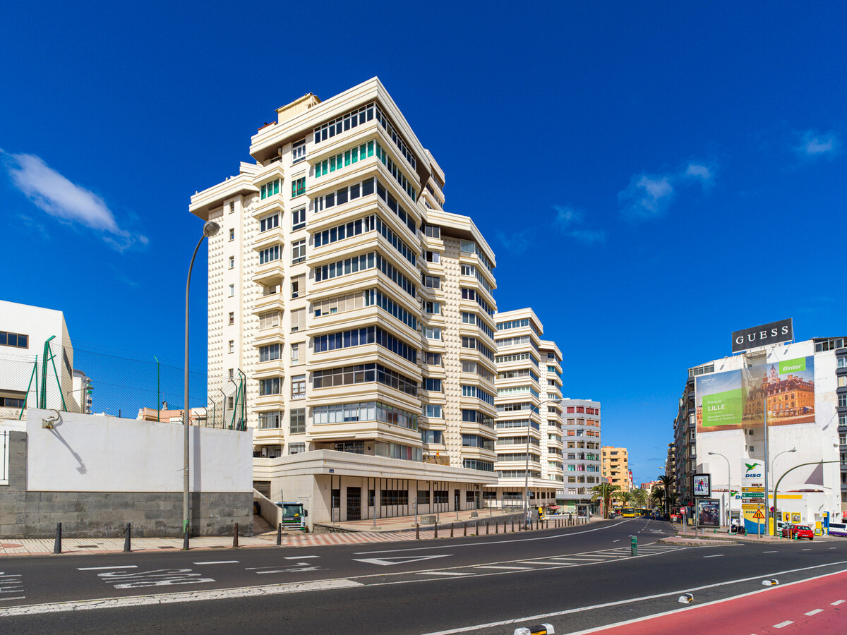 Appartement rénové avec terrasse vue ville - Las Palmas - Photo 36