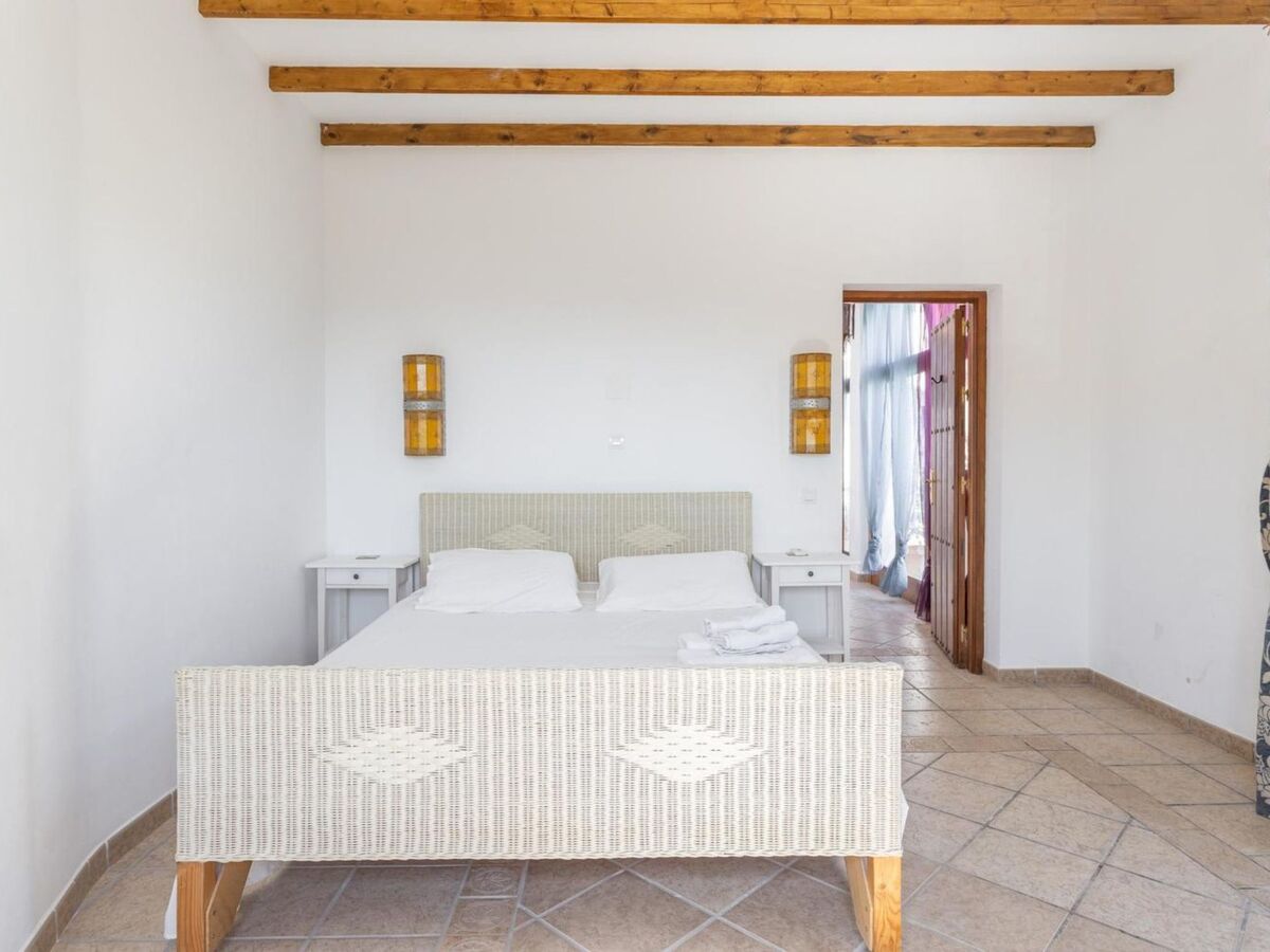 Gîte Laura : cottage rustique 150m² avec piscine - Photo 5