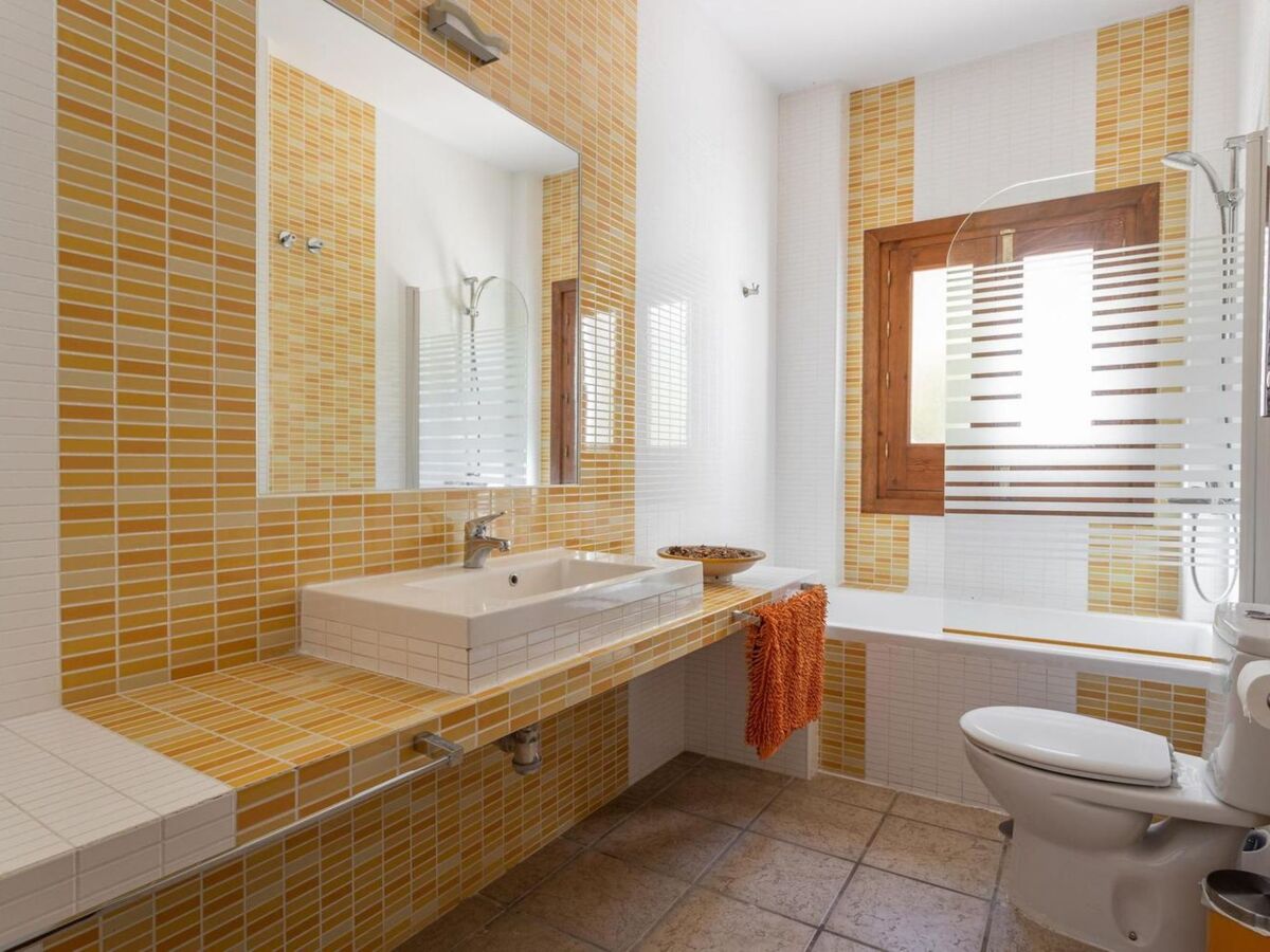 Gîte Laura : cottage rustique 150m² avec piscine - Photo 15