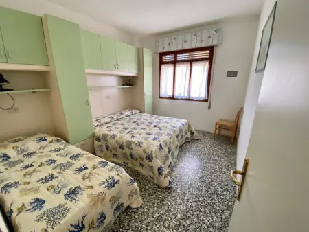 Bungalow Park 15 à Bibione, 2 chambres, balcon et parking : photo 8