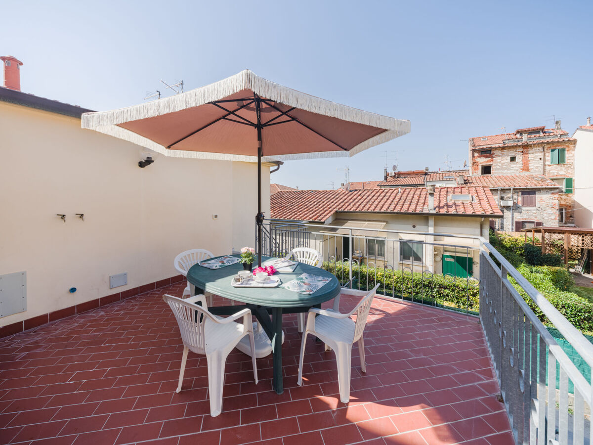 Terrazza Giardino – Maison 6 pers. avec terrasse à Pietrasanta - Photo 1
