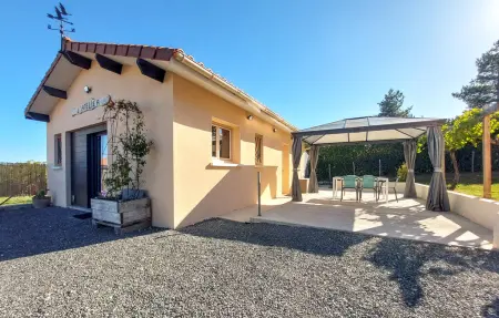 Maison rustique 4 pers. à La Douze, terrasse et jardin : photo 1
