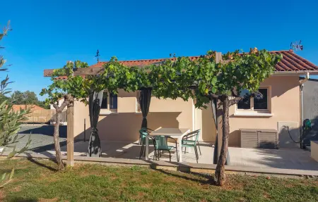 Maison rustique 4 pers. à La Douze, terrasse et jardin : photo 7