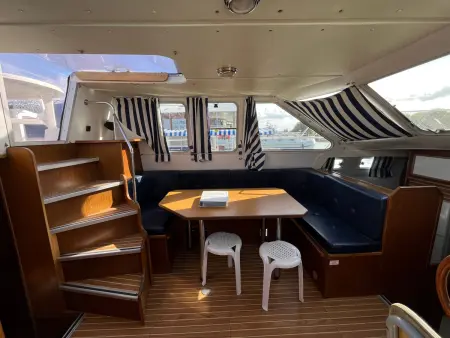 Bateau amarré à quai - 7 à 9 pers., Bateau 9 personnes à Digoin : photo 3