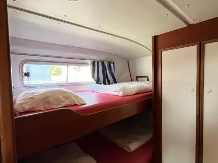 Bateau amarré à quai - 7 à 9 pers., Bateau 9 personnes à Digoin : photo 5