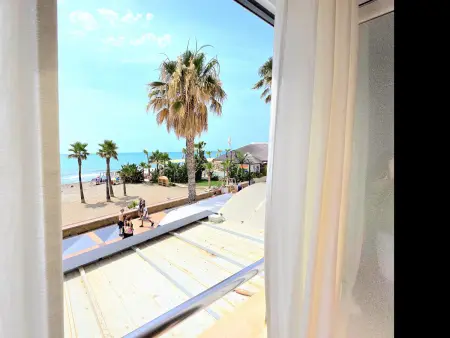 Appartement 2 chambres, première ligne, vue mer à Torremolinos : photo 24