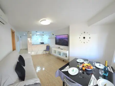 Nogalera Urban Living – 2 chambres, piscine commune : photo 12