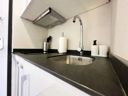 Studio 35 m² vue mer à Torremolinos, piscine saisonnière : photo 4