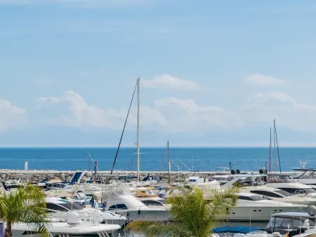 Appartement vue yachts à Puerto Banús, Marbella : photo 15