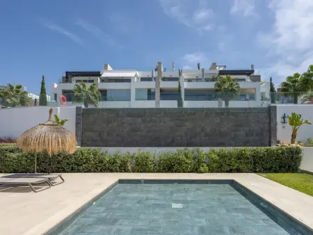 Artola Palm House : appartement 3 ch. jardin privé : photo 5