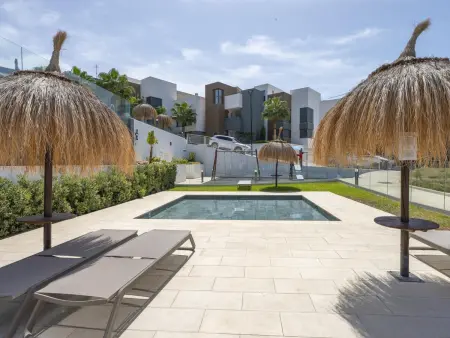 Artola Palm House : appartement 3 ch. jardin privé : photo 8