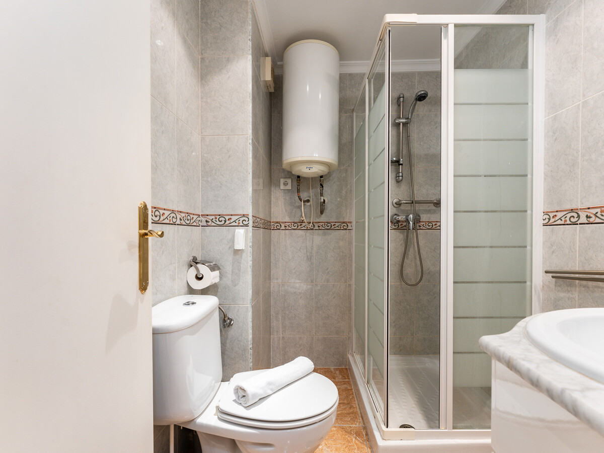 Studio central Torremolinos avec piscine commune - Photo 8