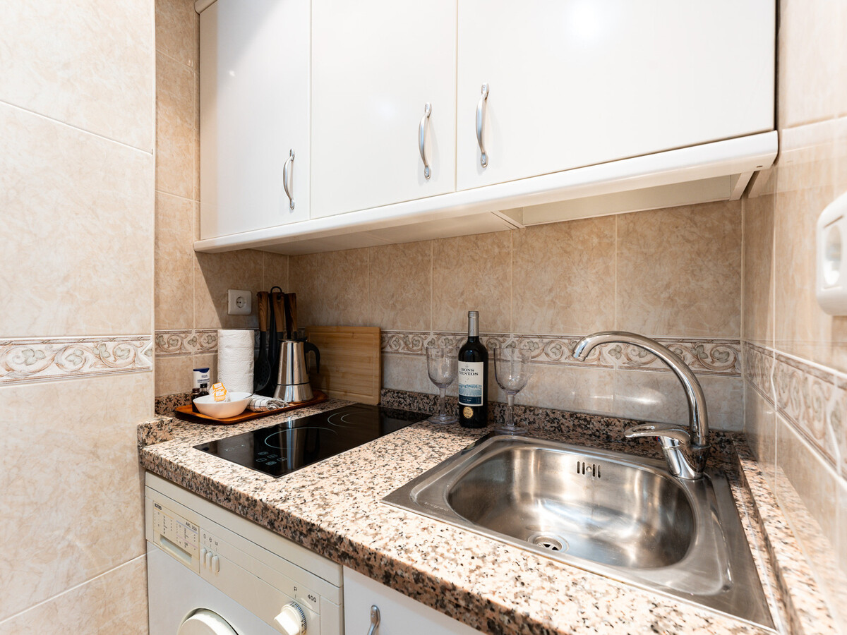 Studio central Torremolinos avec piscine commune - Photo 10