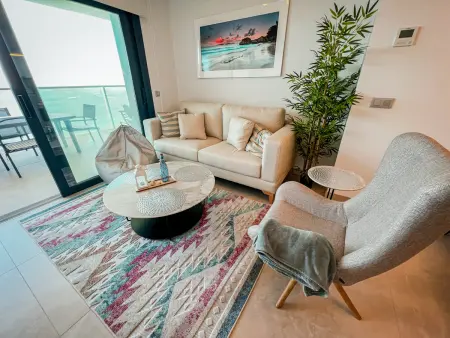 Appartement vue mer et montagne, front de plage à Benidorm : photo 2