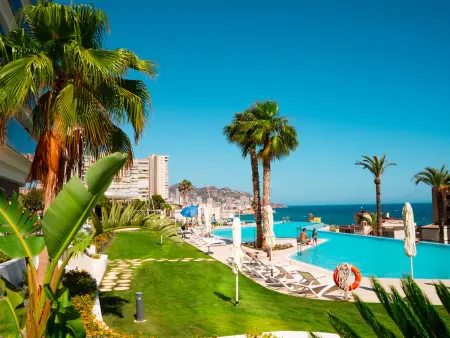 Appartement vue mer et montagne, front de plage à Benidorm : photo 8
