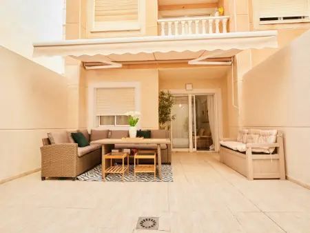 Appartement 2 chambres rénové avec terrasse à Torrevieja : photo 13