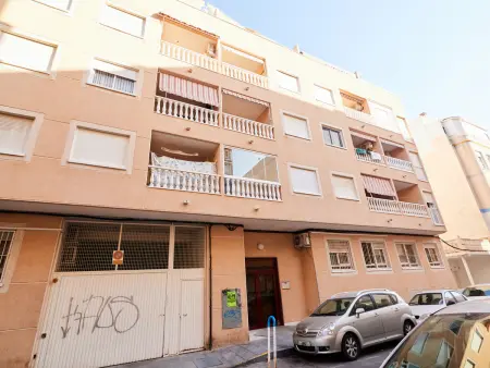 Appartement 2 chambres rénové avec terrasse à Torrevieja : photo 27