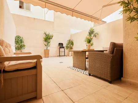 Appartement 2 chambres rénové avec terrasse à Torrevieja : photo 34