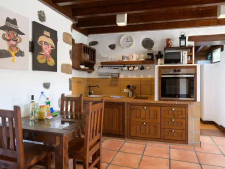 Appartement 50m² vue montagne, jardin et terrasse : photo 7