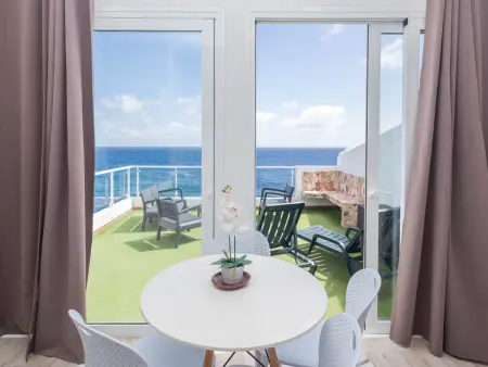 PentHouse Loft – Terrasse & Piscine Naturelle : photo 17