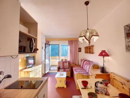 2 pièces cabine 6 pers. aux Menuires, ski aux pieds : photo 2