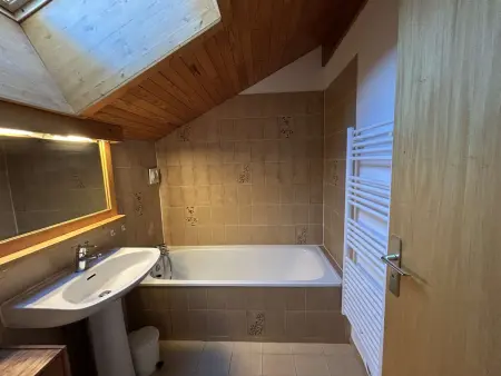 Appartement 2 pièces à 40m des pistes, animaux OK : photo 5