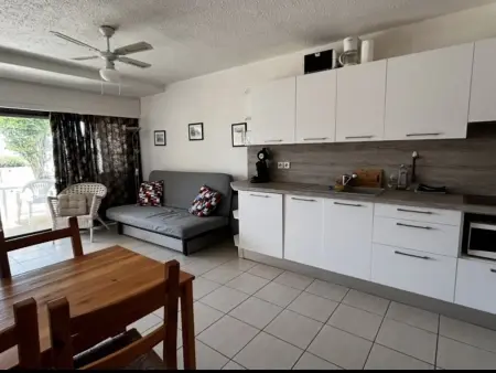 Appartement PMR vue port et Pyrénées au Barcarès : photo 2