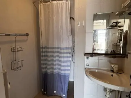 Appartement PMR vue port et Pyrénées au Barcarès : photo 7