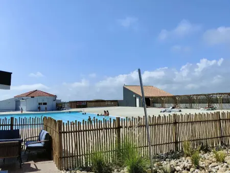 Appartement PMR vue port et Pyrénées au Barcarès : photo 9