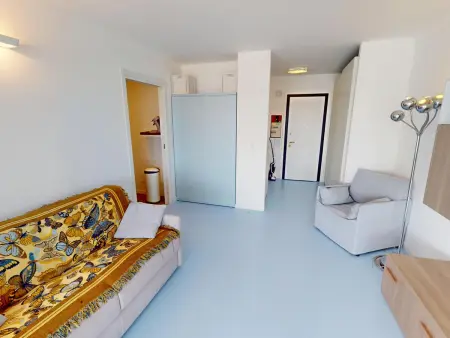 Appartement 2 pièces climatisé face mer à Roquebrune : photo 4