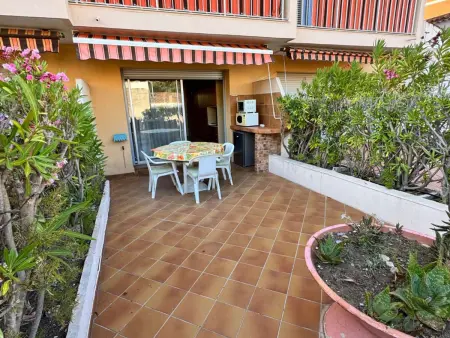 Studio 23 m² avec terrasse 20 m² à Cavalaire : photo 1