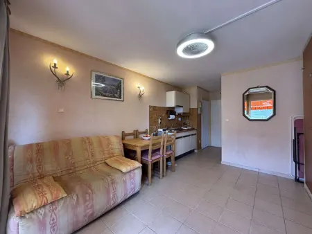 Studio 23 m² avec terrasse 20 m² à Cavalaire : photo 2