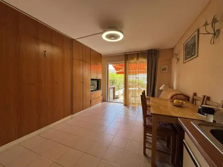 Studio 23 m² avec terrasse 20 m² à Cavalaire : photo 3