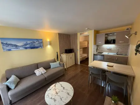 Studio 4 pers. en centre de Cauterets avec balcon