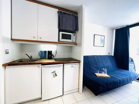 Studio plage directe au Lavandou - 4 personnes : photo 8