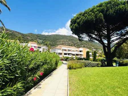 Studio plage directe au Lavandou - 4 personnes : photo 23