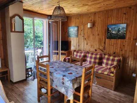 Appartement sous les toits avec parking à Valloire : photo 1