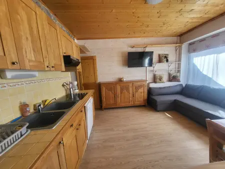 Studio 29 m² Montgenèvre, parking et casier skis : photo 3