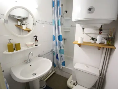 Appartement calme avec loggia et parking à Bagnères-de-Luchon : photo 6