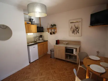 Appartement calme avec loggia et parking à Bagnères-de-Luchon : photo 10