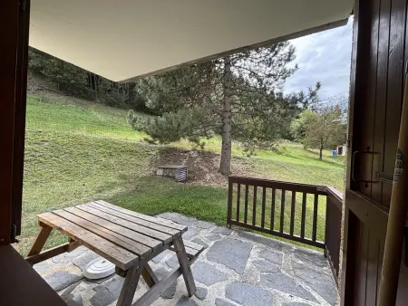 Studio 4 pers. terrasse vue forêt - 150m pistes : photo 5
